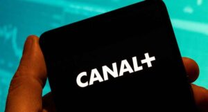 Canal+ deals a French film contract to acquire the early film broadcast rights